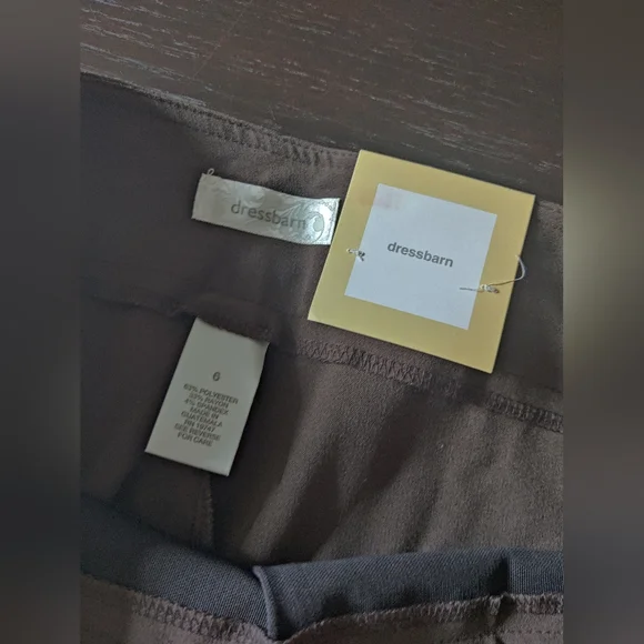 NWT Dressbarn Brown Dress Pants - Tummy Control - Size 6 - Picture 3 of 5